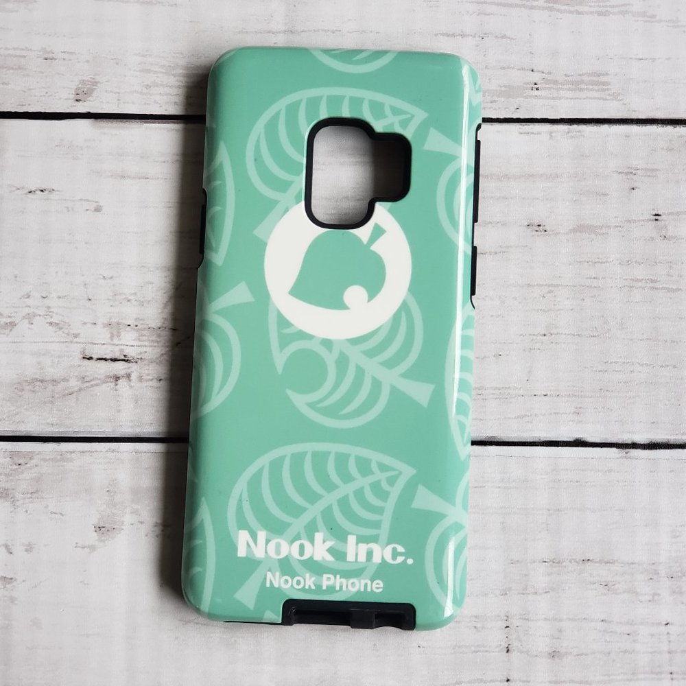 Animal Crossing NOOK INC PHONE Case for Samsun S9 2-piece EXC CONDITION